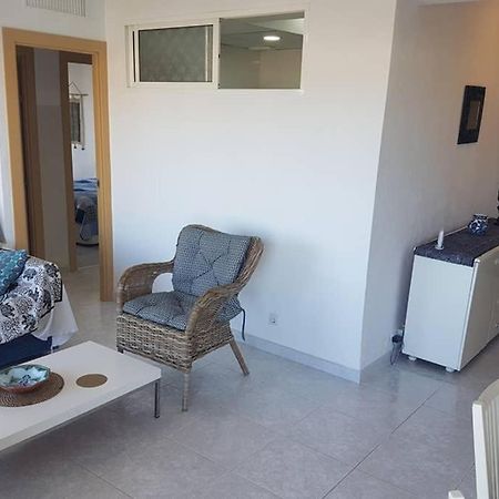 021 - Wonderful Beachfront Apartment With Stunning Sea Views Benalmadena Exterior photo