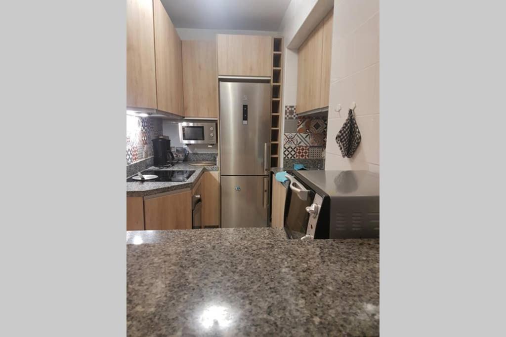 021 - Wonderful Beachfront Apartment With Stunning Sea Views Benalmadena Exterior photo
